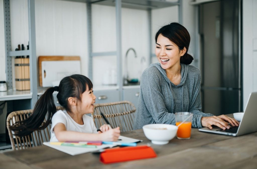 How to Balance Virtual Assistant Job and Being a Mom